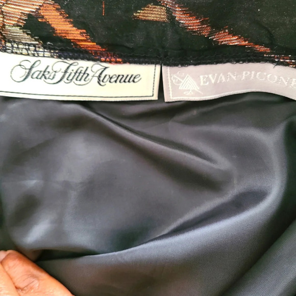 Vintage Black Metallic Skirt / Saks Fifth Avenue / Size 12 - Picture 7 of 7